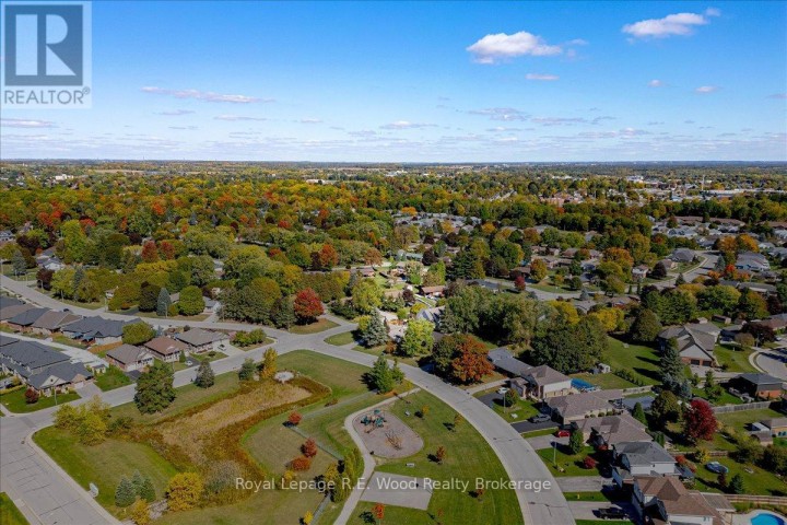 Photo 45 at 49 Dereham Drive, Tillsonburg