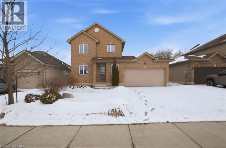 Photo 3 at 28 Tompkins Court, Norwich Town, Norwich