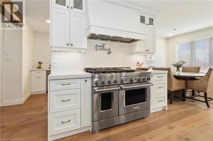 Photo 18 at 221 E Old Onondaga Road, Se Rural, Brantford