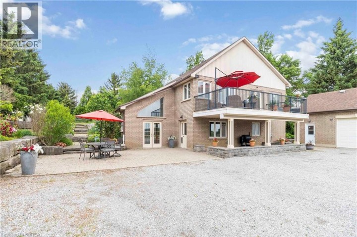 Photo 2 at 221 E Old Onondaga Road, Se Rural, Brantford