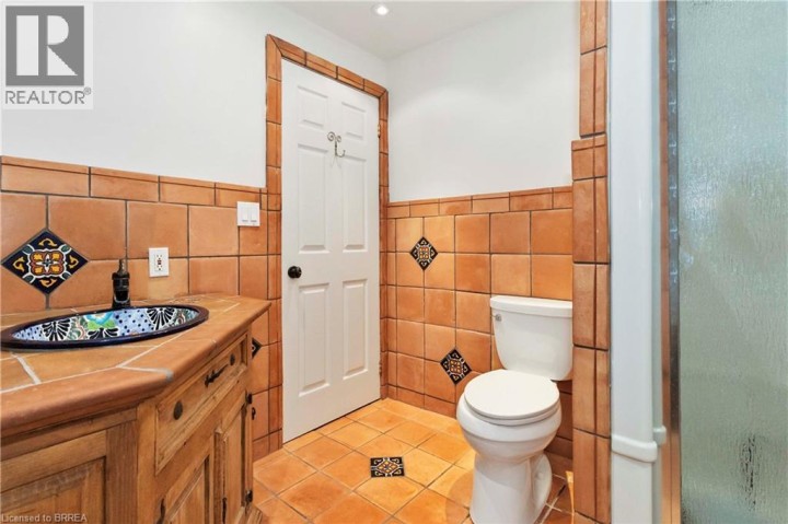 Photo 33 at 221 E Old Onondaga Road, Se Rural, Brantford