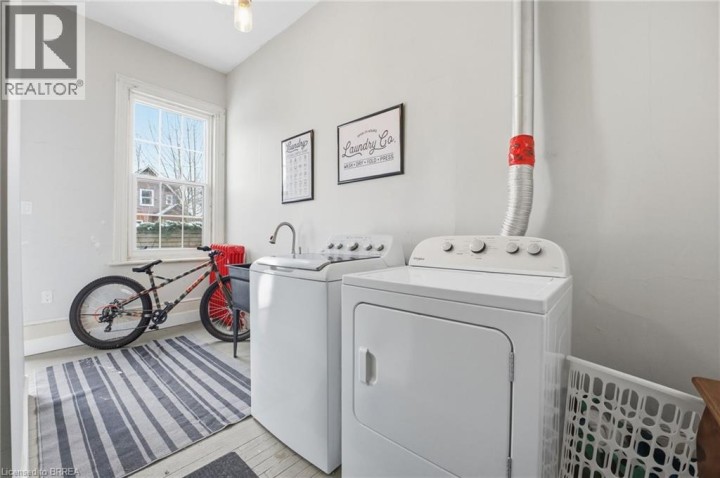 Photo 14 at 220 Nelson Street, East Ward, Brantford