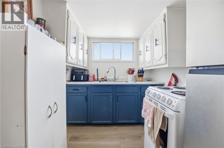 Photo 19 at 220 Nelson Street, East Ward, Brantford