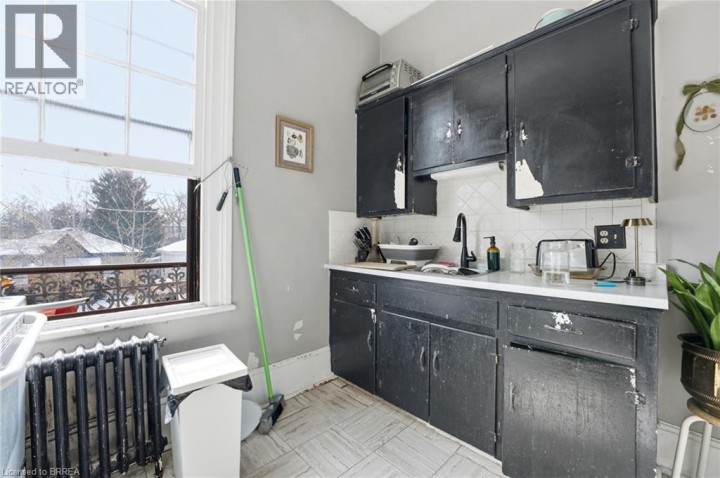 Photo 26 at 220 Nelson Street, East Ward, Brantford