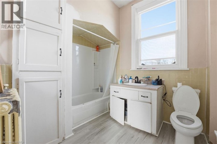 Photo 28 at 220 Nelson Street, East Ward, Brantford