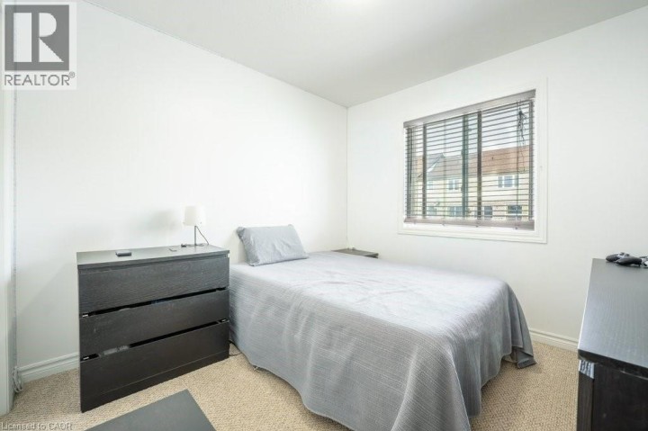 Photo 21 at 8 Renfrew Street, Huron Park, Kitchener