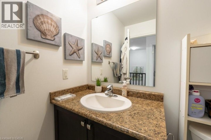 Photo 26 at 8 Renfrew Street, Huron Park, Kitchener