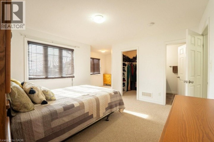 Photo 29 at 8 Renfrew Street, Huron Park, Kitchener