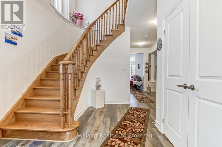 Photo 5 at 42 Seaton Crescent, Tillsonburg