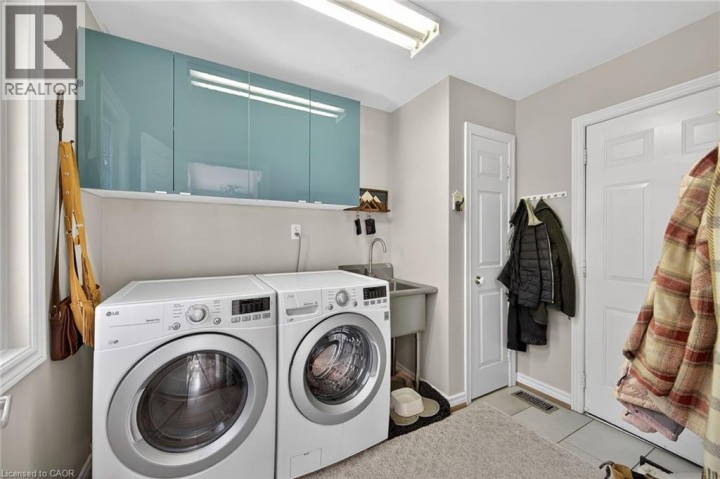 Photo 21 at 12 - 334 W Wilson Street, Dancaster / Nakoma / Maple Lane, Ancaster