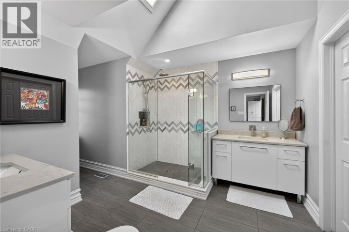 Photo 26 at 12 - 334 W Wilson Street, Dancaster / Nakoma / Maple Lane, Ancaster