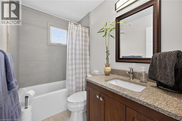 Photo 29 at 12 - 334 W Wilson Street, Dancaster / Nakoma / Maple Lane, Ancaster