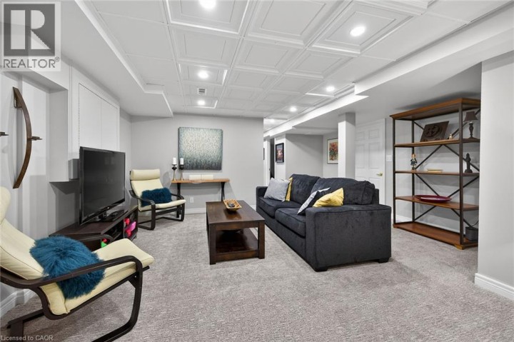 Photo 37 at 12 - 334 W Wilson Street, Dancaster / Nakoma / Maple Lane, Ancaster