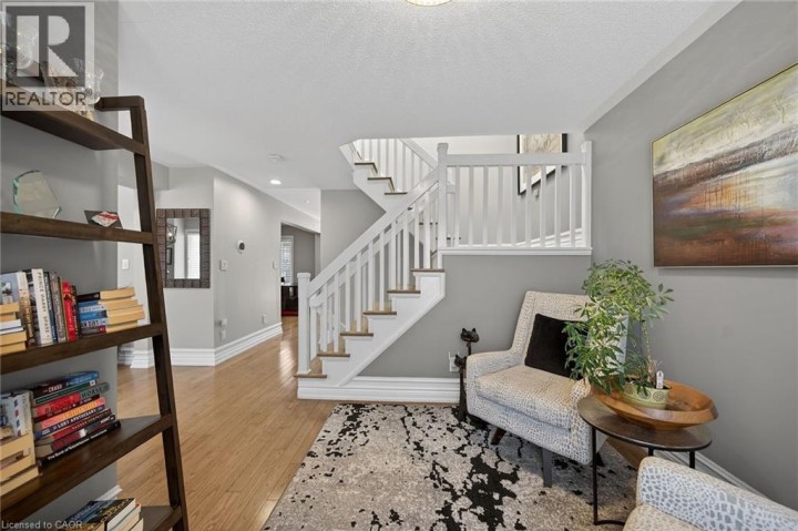 Photo 4 at 12 - 334 W Wilson Street, Dancaster / Nakoma / Maple Lane, Ancaster