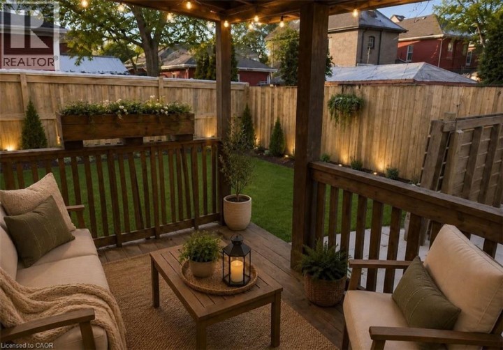 Photo 8 at 35 Park Avenue, Victoria / Arthur, Brantford