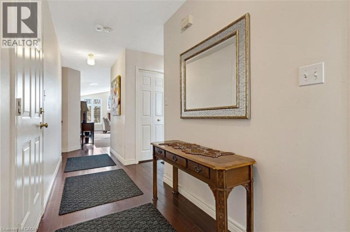 Photo 20 at 2 - 25 Bankside Drive, Downtown Kitchener / East Ward, Kitchener