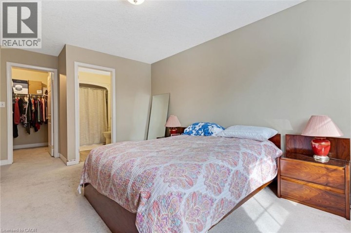 Photo 22 at 2 - 25 Bankside Drive, Downtown Kitchener / East Ward, Kitchener