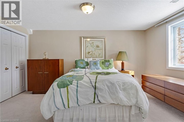 Photo 34 at 2 - 25 Bankside Drive, Downtown Kitchener / East Ward, Kitchener