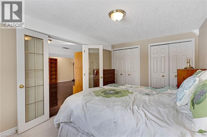 Photo 35 at 2 - 25 Bankside Drive, Downtown Kitchener / East Ward, Kitchener