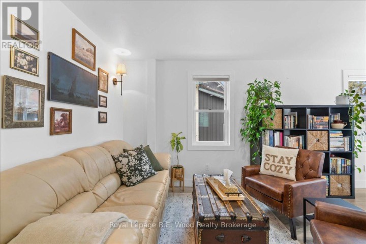 Photo 9 at 60 E Concession Street, Tillsonburg