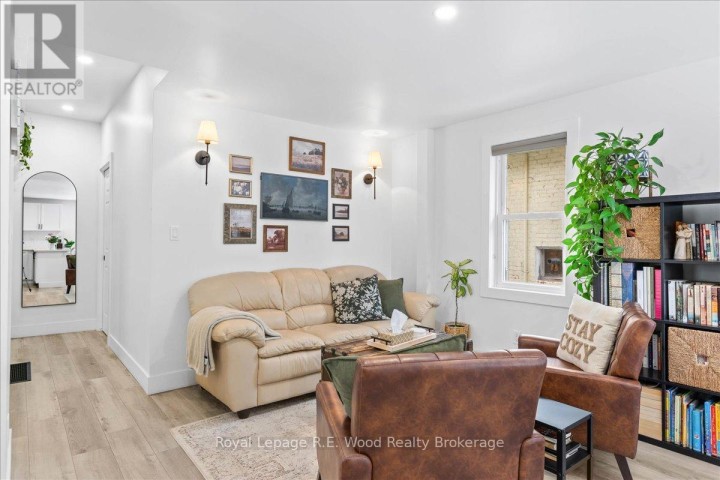 Photo 8 at 60 E Concession Street, Tillsonburg