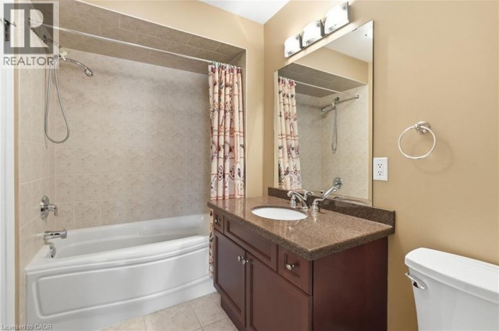 Photo 21 at 43 Landscapes Trail, Meadowlands, Ancaster