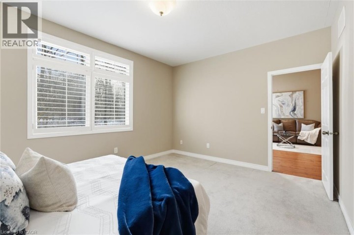 Photo 13 at 43 Landscapes Trail, Meadowlands, Ancaster