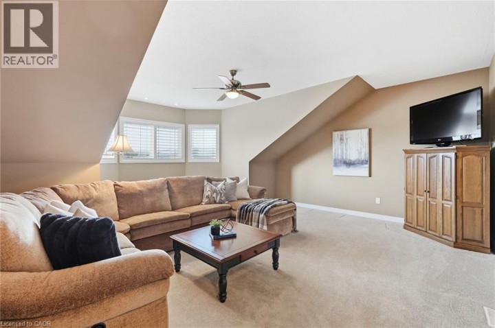 Photo 17 at 43 Landscapes Trail, Meadowlands, Ancaster