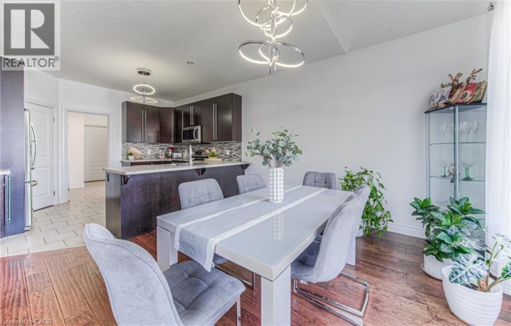 Photo 10 at 26 Spring Creek Street, Idlewood / Lackner Woods, Kitchener