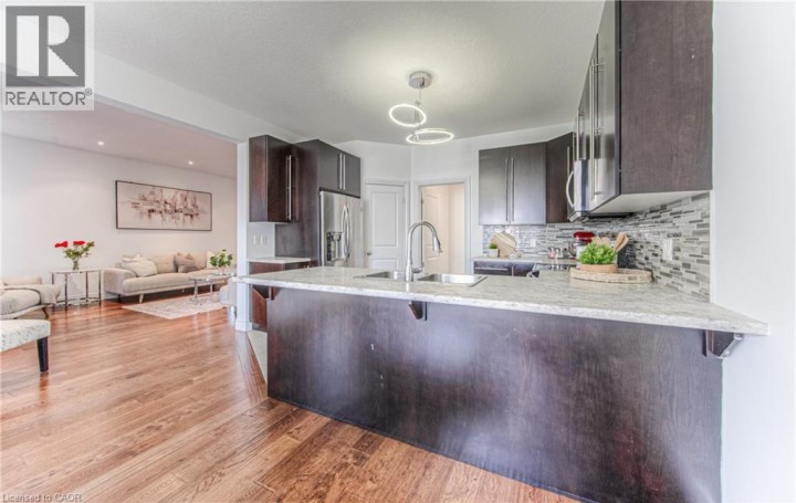 Photo 12 at 26 Spring Creek Street, Idlewood / Lackner Woods, Kitchener