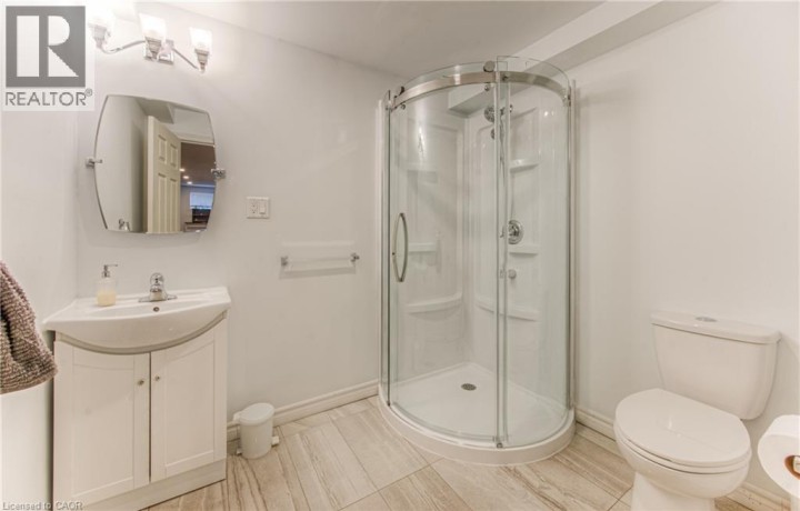 Photo 34 at 26 Spring Creek Street, Idlewood / Lackner Woods, Kitchener