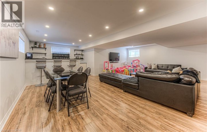 Photo 35 at 26 Spring Creek Street, Idlewood / Lackner Woods, Kitchener