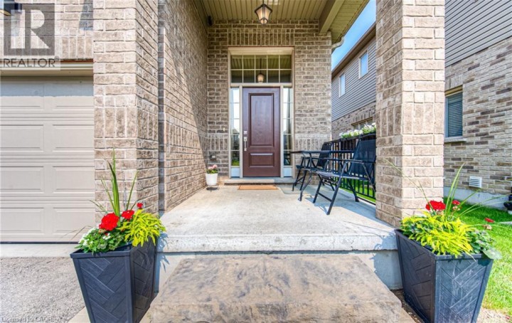 Photo 39 at 26 Spring Creek Street, Idlewood / Lackner Woods, Kitchener