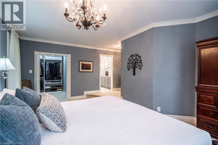 Photo 19 at 98 Hadley Drive, Oakhill / Clearview Ancaster Heights / Mohawk, Ancaster