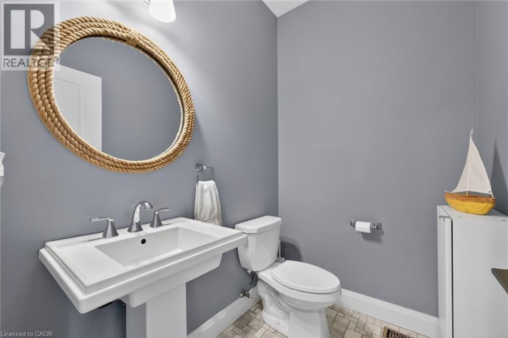 Photo 8 at 66 Sexton Crescent, Harmony Hall, Ancaster