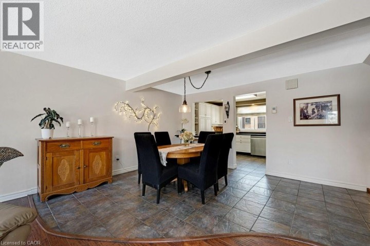 Photo 13 at 23 - 220 Salisbury Avenue, Salisbury / Southgate, Cambridge