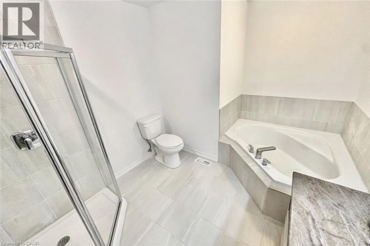 Photo 25 at 22 - 461 Blackburn Drive, Empire South, Brantford