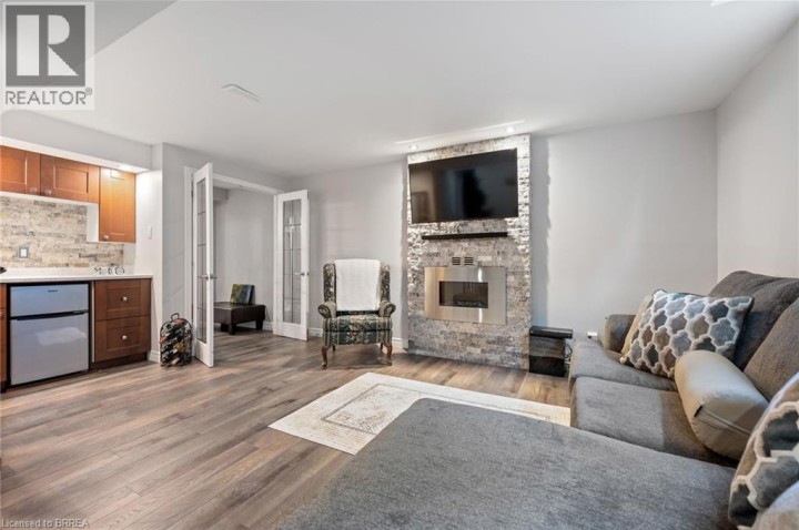 Photo 17 at 17 Pollard Street, Norwich Town, Norwich