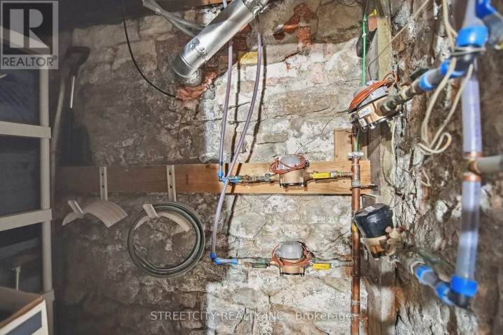 Photo 48 at 82 Wellington Street, St. Thomas