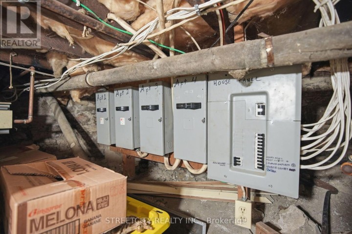 Photo 49 at 82 Wellington Street, St. Thomas