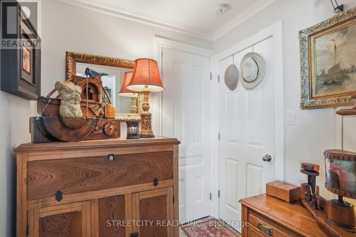 Photo 6 at 82 Wellington Street, St. Thomas