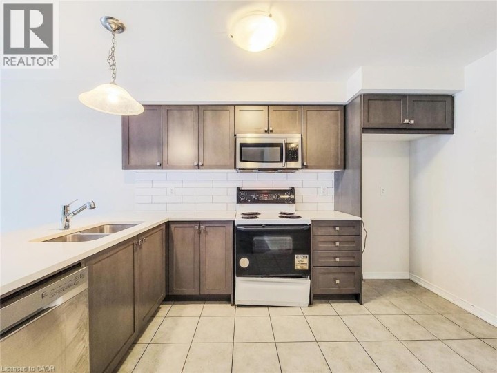 Photo 9 at 3 Cooke Avenue, Empire South, Brantford