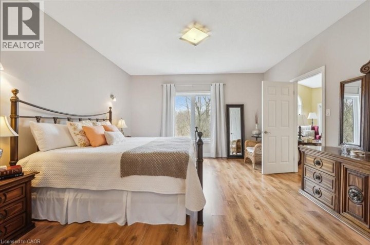 Photo 23 at 23 Mount Royal Place, Salisbury / Southgate, Cambridge