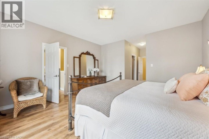 Photo 24 at 23 Mount Royal Place, Salisbury / Southgate, Cambridge