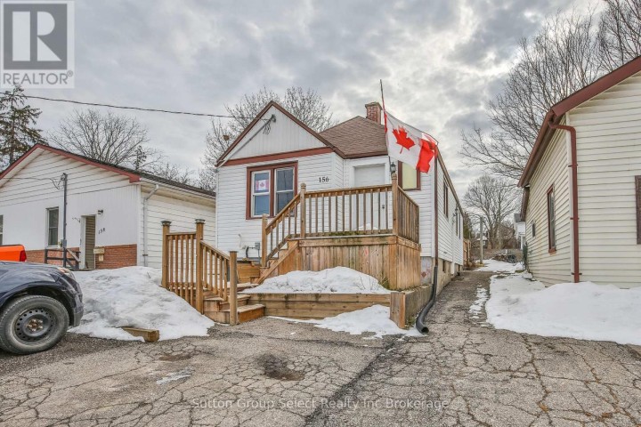 Photo 1 at 156 E Charles Street, Ingersoll - South, Ingersoll