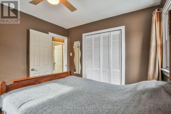 Photo 18 at 156 E Charles Street, Ingersoll - South, Ingersoll