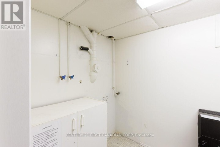 Photo 18 at 297 Alma Street, St. Thomas