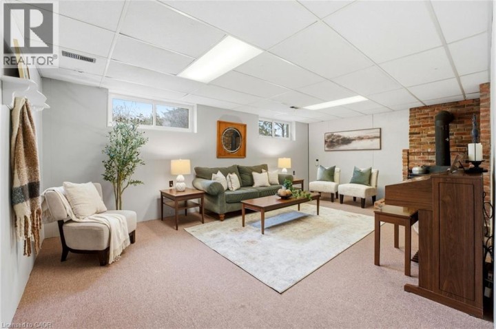 Photo 19 at 347 Clarendon Drive, Ancaster Heights / Mohawk Meadows / Maywood, Ancaster