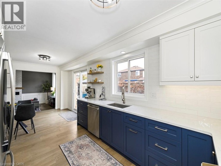 Photo 23 at 19 Galley Road, Parkview Heights, Ancaster