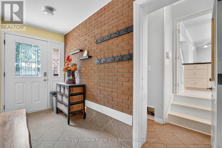 Photo 22 at 68 Sunset Boulevard, Cambridge